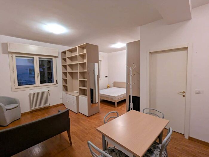 Appartamento monolocale in affitto in Via Emilia Levante, Mazzini Fossolo, Bologna