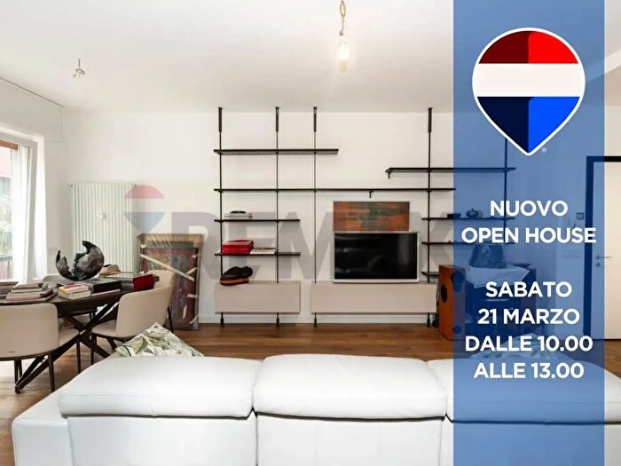 Appartamento quadrilocale in vendita in Viale Ranzoni, Milano