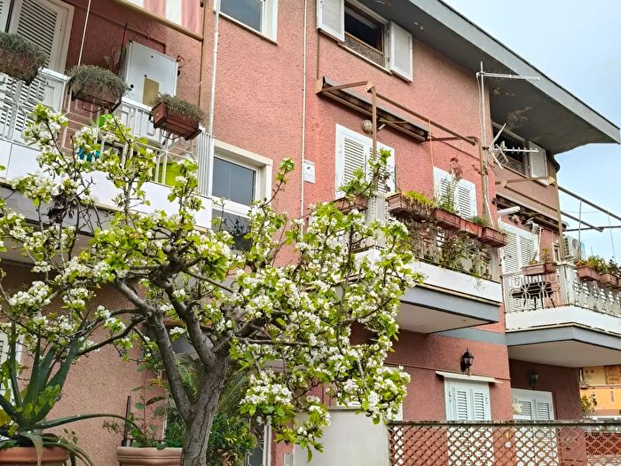 Appartamento bilocale in vendita in Via Teseo, Ardea