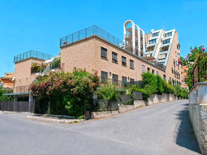 Appartamento quadrilocale in vendita in Via Ticino, Monterotondo