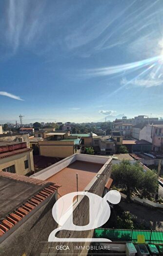 Appartamento quadrilocale in vendita in Via Chiesa di Polvica, Napoli