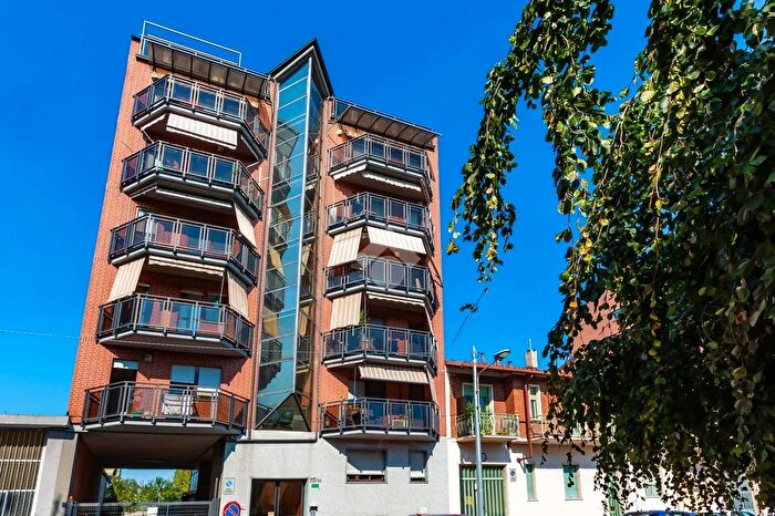 Appartamento quadrilocale in vendita in Via Pietro Cossa, Torino