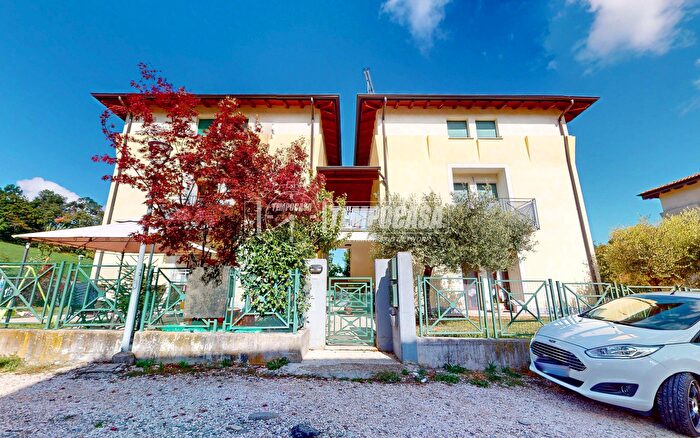 Appartamento quadrilocale in vendita in Via Bruno Pasini, Guiglia