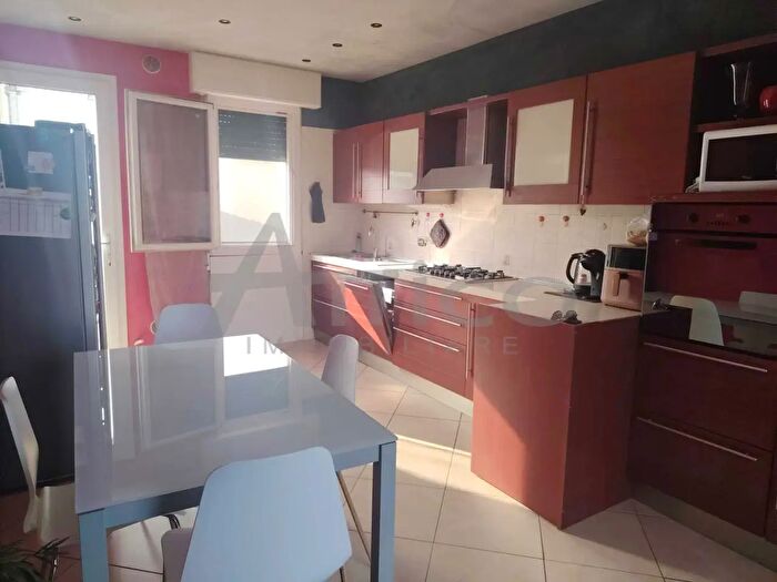 Casa con 6 locali in vendita in Via Filippo Turati Ro, Villadose