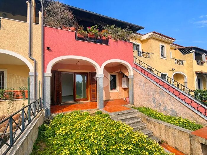 Appartamento trilocale in vendita in Via Sandro Pertini, Olbia