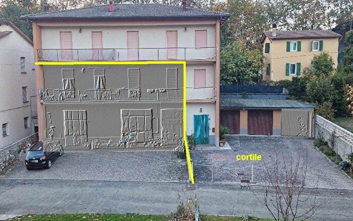 Appartamento con 10 locali in vendita in Zocca