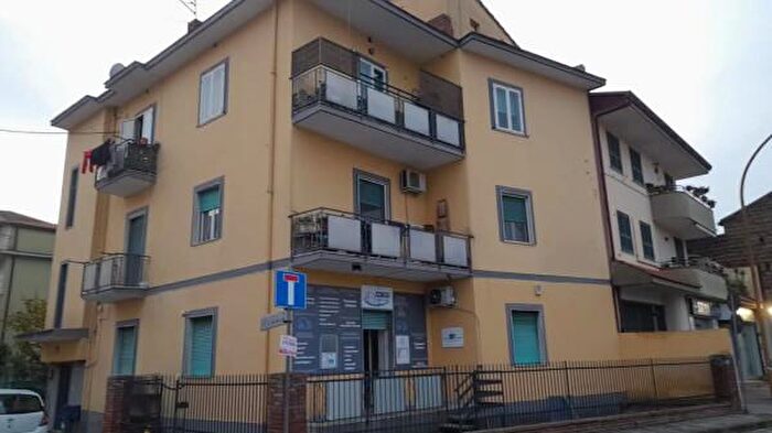 Appartamento quadrilocale in vendita in Via De Nicola SNC, Casapulla