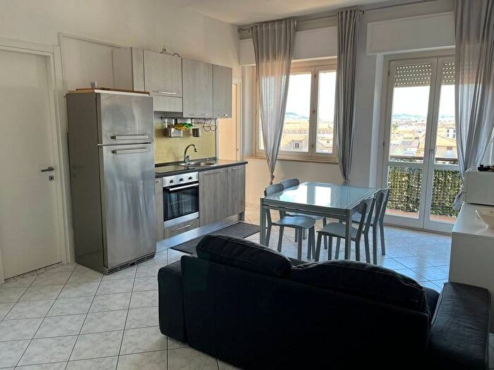 Appartamento trilocale in affitto in Centro, Civitanova Marche