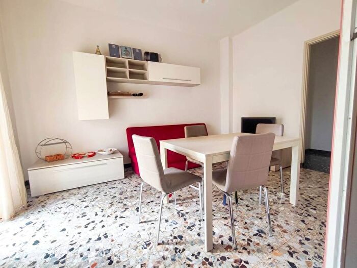 Appartamento trilocale in affitto in Via Genola, San Paolo, Torino
