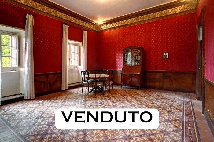 Casa con 12 locali in vendita in Settefrati Frosinone, Settefrati