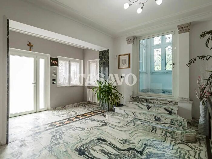 Casa con 16 locali in vendita in Front