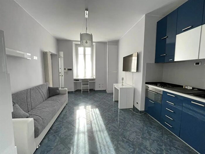 Appartamento bilocale in vendita in Via delle Forze Armate, Milano