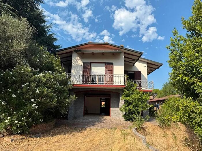 Casa con 7 locali in vendita in Via Puglie, Cervia