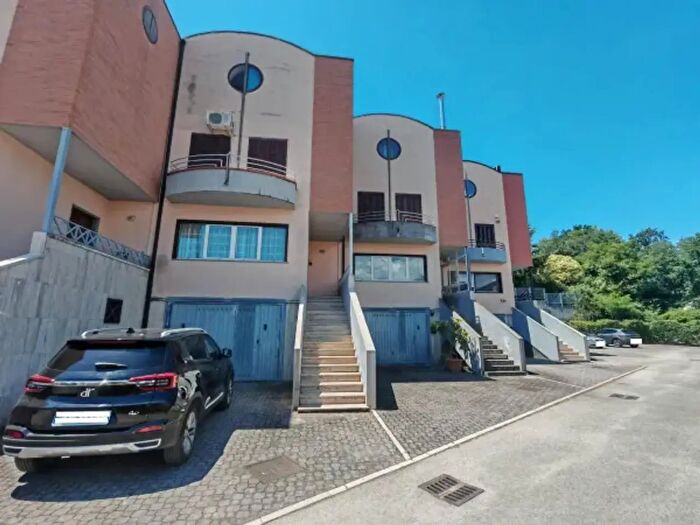 Casa con 5 locali in vendita in Via dellEsperanto, Benevento