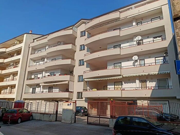 Appartamento quadrilocale in vendita in Via Achille Grandi, Santa Maria Capua Vetere