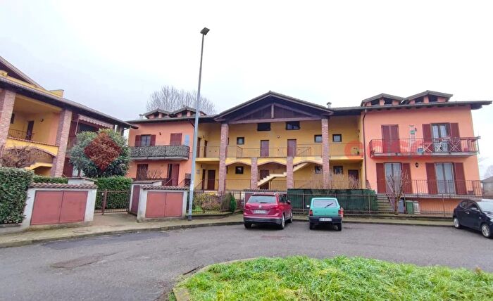 Appartamento bilocale in vendita in Via Dante Alighieri, Ceranova