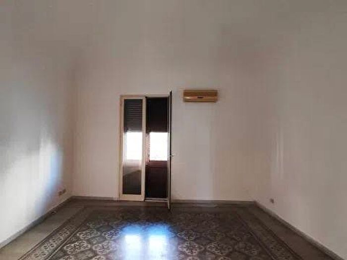 Appartamento trilocale in affitto in Piazza SantOliva, Politeama Ruggiero Settimo, Palermo