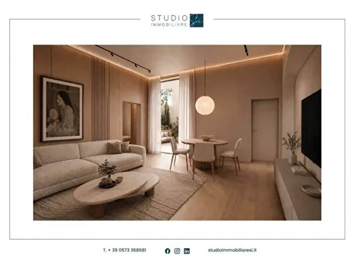 Appartamento con 5 locali in vendita in Via del Giglio, Pistoia