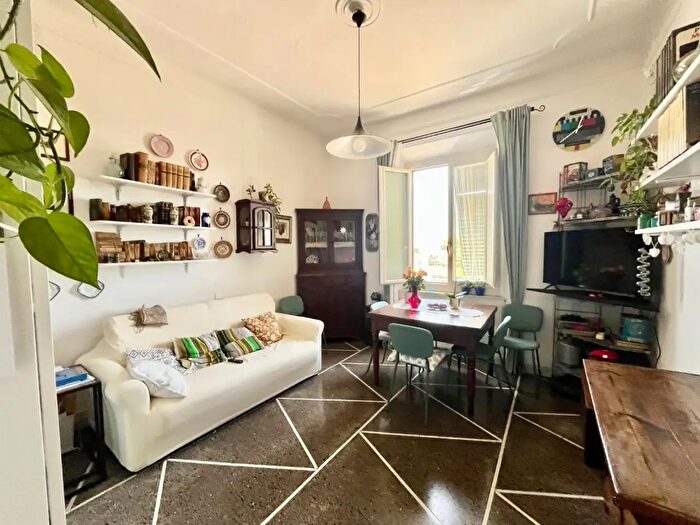 Appartamento con 5 locali in vendita in Filippo Corridoni Pisa Pi Italia, Pisa