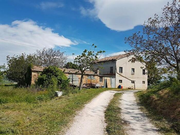 Casa quadrilocale in vendita in Contrada Santa Maria Maddalena, SantAngelo In Pontano