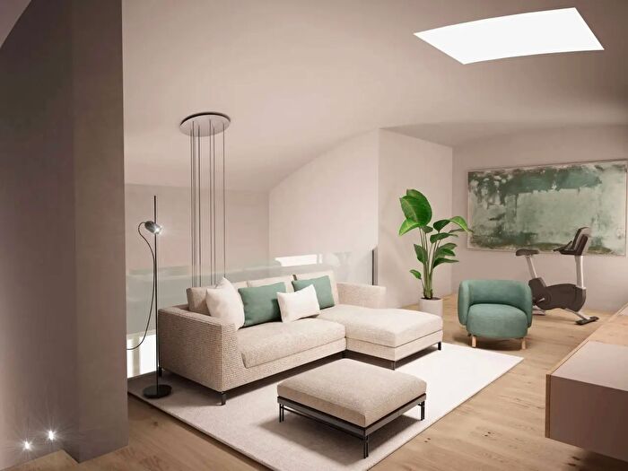 Casa quadrilocale in vendita in Prato