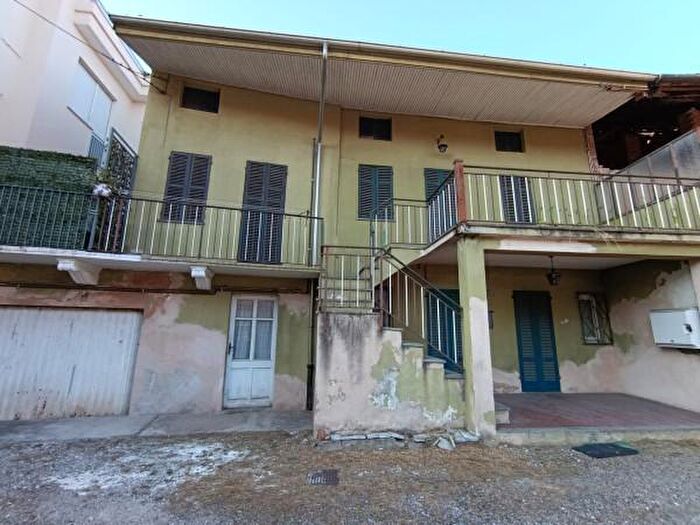 Casa trilocale in vendita in Via Martiri della Libertà, Cossato