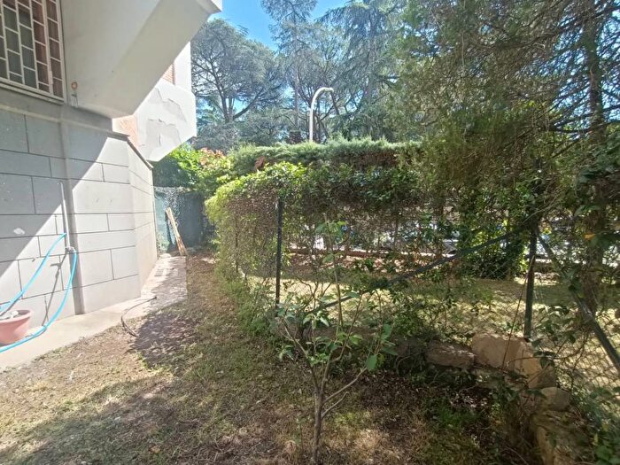 Appartamento bilocale in affitto in Via Luigi Lilio, Tintoretto, Roma