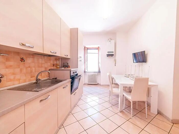 Appartamento quadrilocale in vendita in Via del Giglio, Viterbo