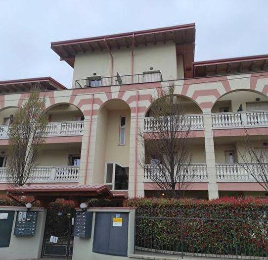 Appartamento monolocale in affitto in Via Pietro Calvi, Centro, Brugherio