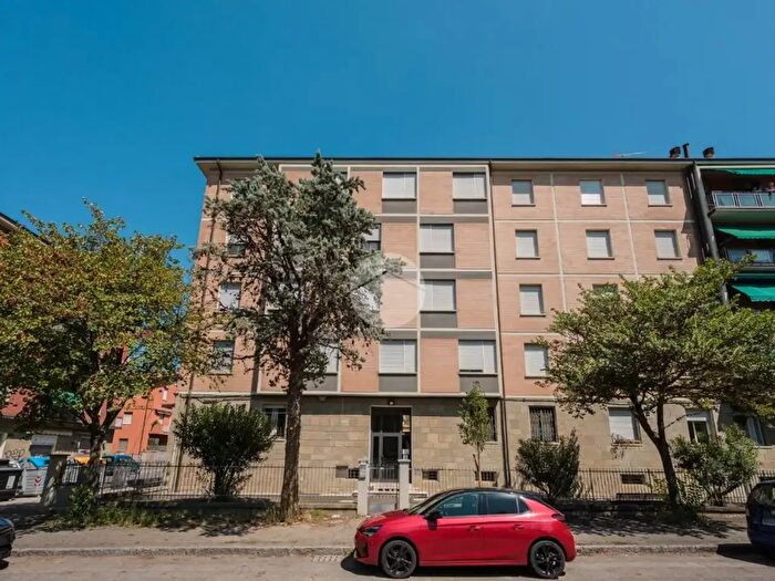 Appartamento quadrilocale in vendita in Via Carlo Dickens, Bologna