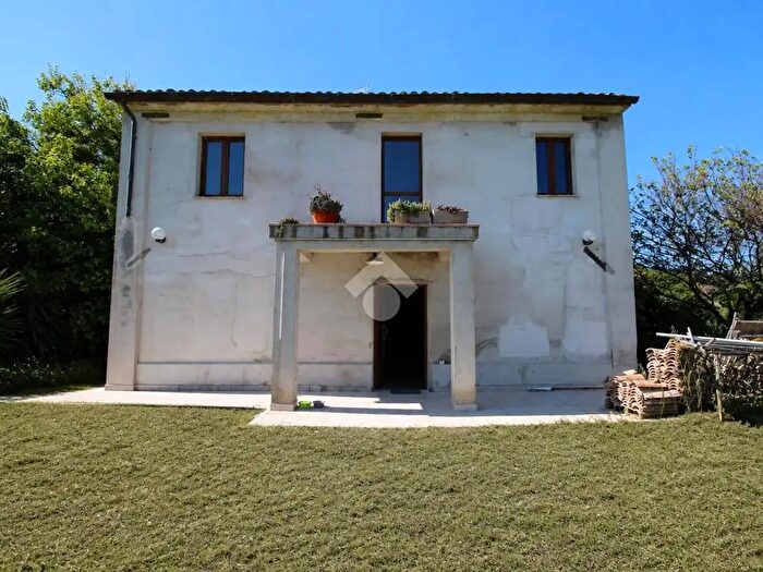 Casa quadrilocale in vendita in Via dei Pianetti, Porto Recanati