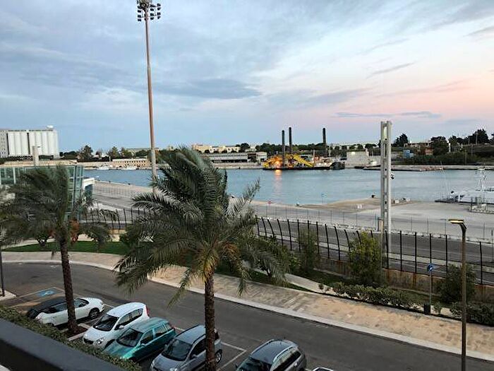 Appartamento bilocale in affitto in Via Madonna della Scala, Centro Storico, Brindisi