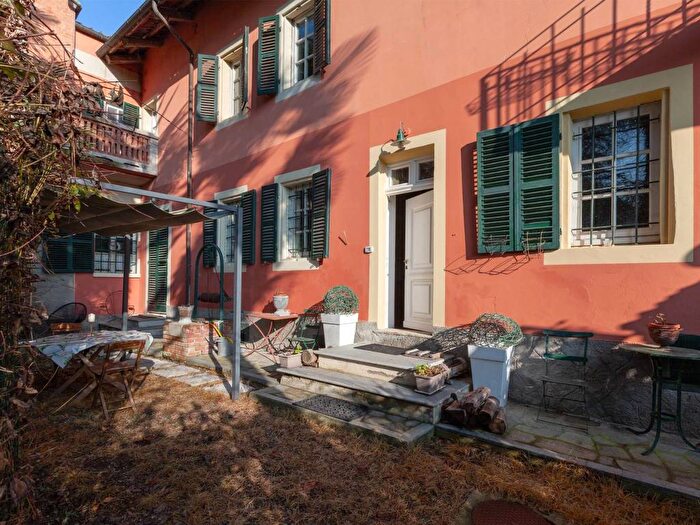 Casa con 5 locali in affitto in Via Strada Origlia, Centro, Castiglione Torinese