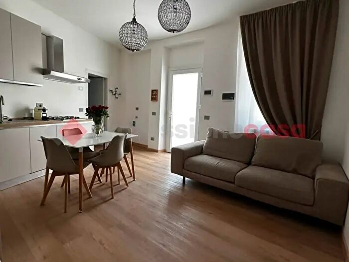 Appartamento bilocale in affitto in Via Torino, Arona