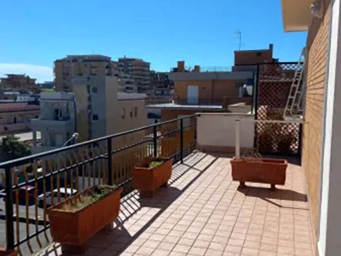 Appartamento bilocale in vendita in Via Napoli, Ladispoli