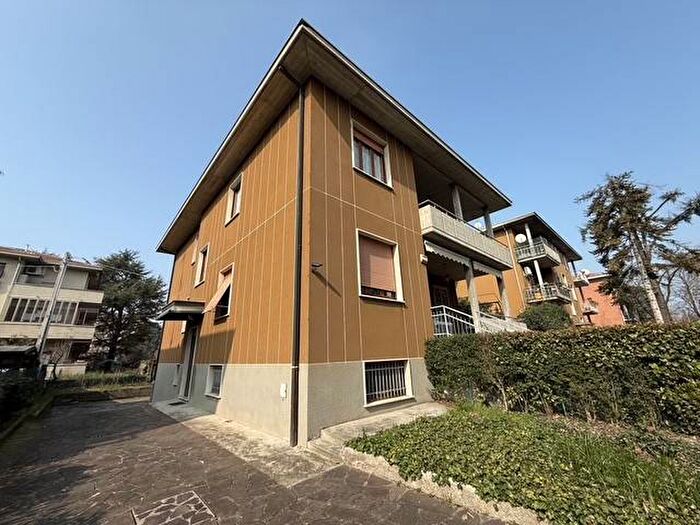 Appartamento con 5 locali in affitto in Piazza Caio Giulio Fedro, San Lazzaro, Parma