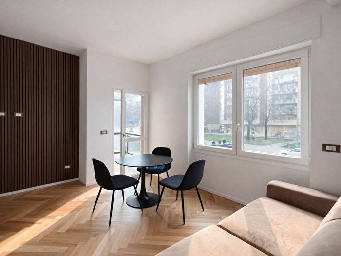 Appartamento bilocale in affitto in Via Novara, San Siro, Milano