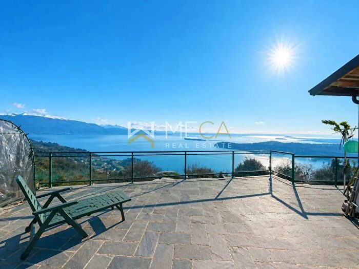 Casa con 10 locali in vendita in Via Panoramica, Salo