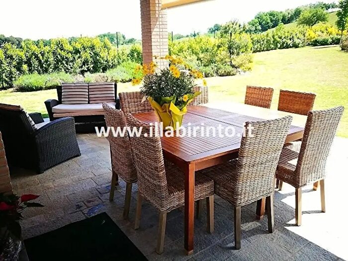 Casa quadrilocale in vendita in Faenza