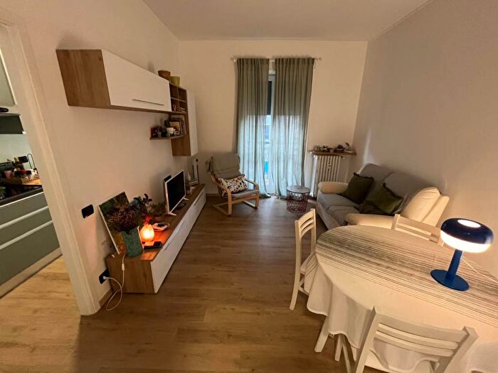 Appartamento bilocale in affitto in Via Gaetano Annoni, Grazie Vecchie Boschetti Reali, Monza