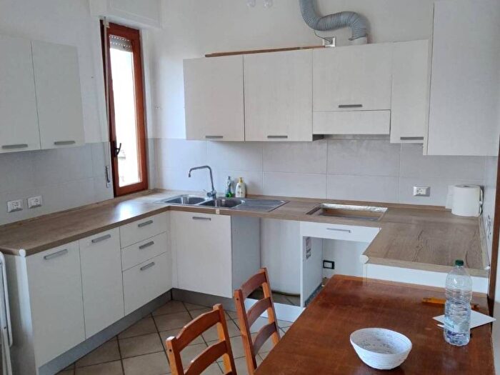 Casa con 6 locali in affitto in Pietrasanta