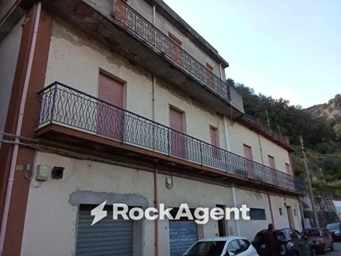 Casa con 6 locali in vendita in Corso Antonio Gramsci, Grotteria