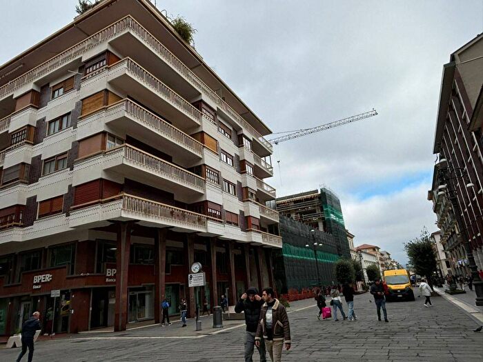 Appartamento quadrilocale in affitto in Corso Vittorio Emanuele, Emanuele II C Colombo Morelli e Silvati, Avellino