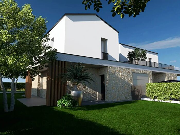 Casa con 7 locali in vendita in Via delle Querce, Sovizzo