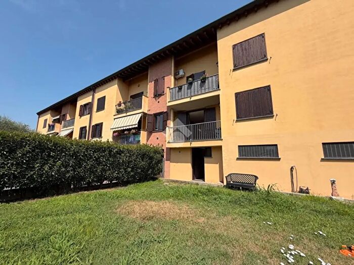 Appartamento trilocale in vendita in Via Giovanni Bargigia, Trivolzio