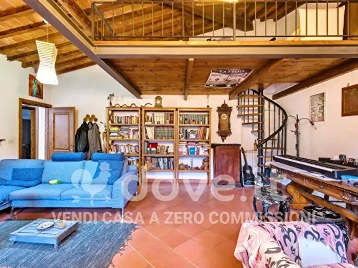 Casa con 5 locali in vendita in Via di Valle, Lastra A Signa