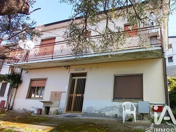 Casa con 6 locali in vendita in Contradanbsp San Lorenzo, Lago