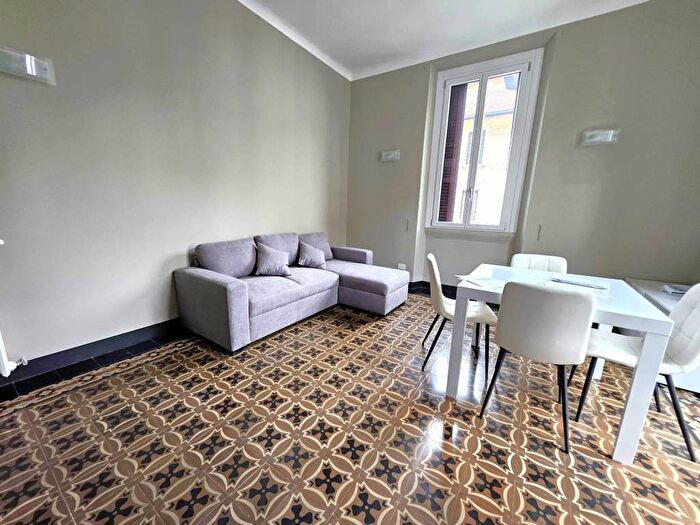 Appartamento trilocale in affitto in Via Arbe, Maggiolina, Milano