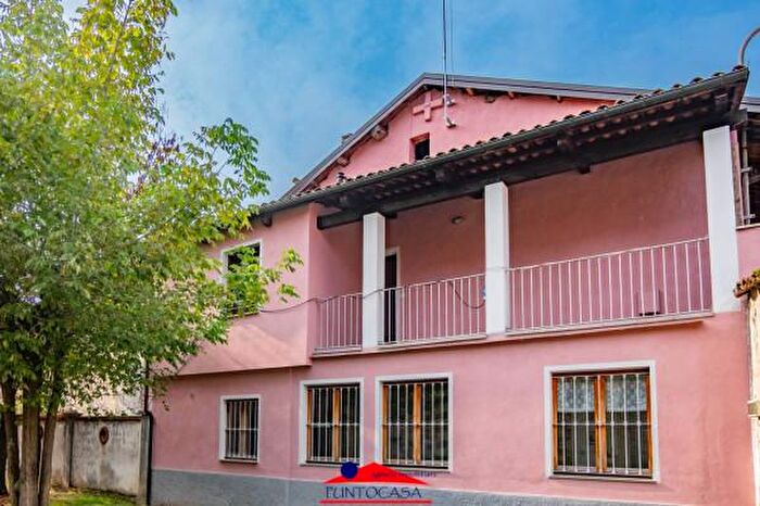 Appartamento quadrilocale in affitto in Via Falletti, Villafalletto