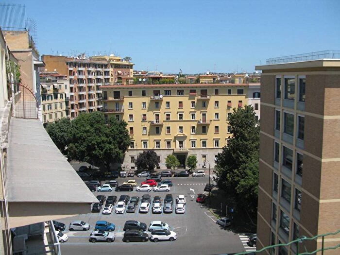 Casa bilocale in affitto in Via Antonio Baiamonti, Mazzini Delle Vittorie, Roma